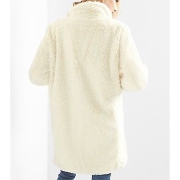 Faux fur long white coat - Picture 2 of 3